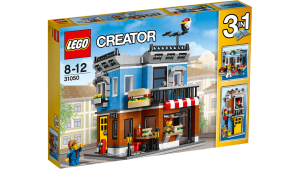 The LEGO Creator set that was the basis of my MOC.